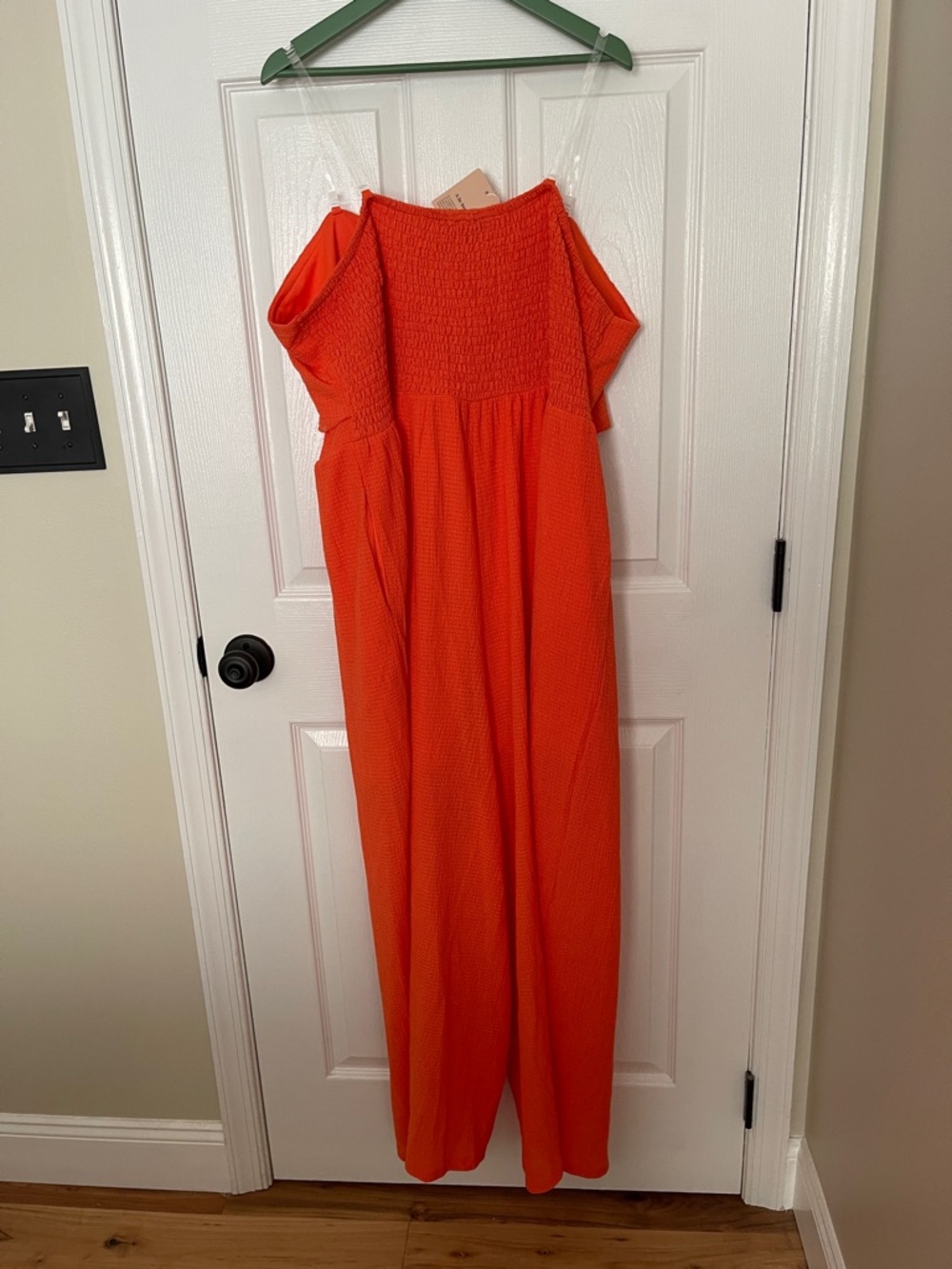 NWT.....Women’s Orange Off-Shoulder Jumpsuit - Picture 10 of 13